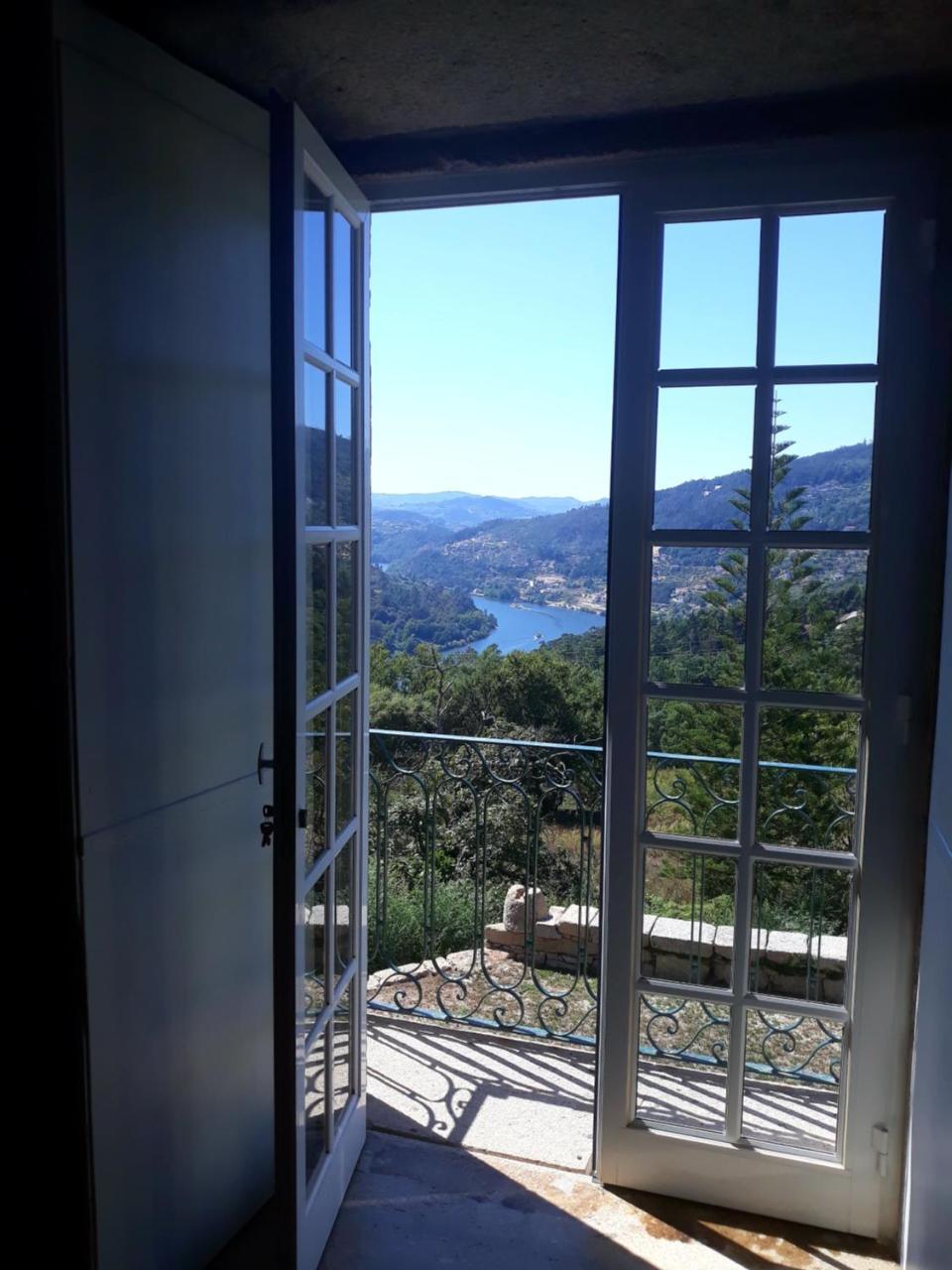 Quinta De Aguia - Non-Smoking Property Hotel São Lourenço do Douro Kültér fotó